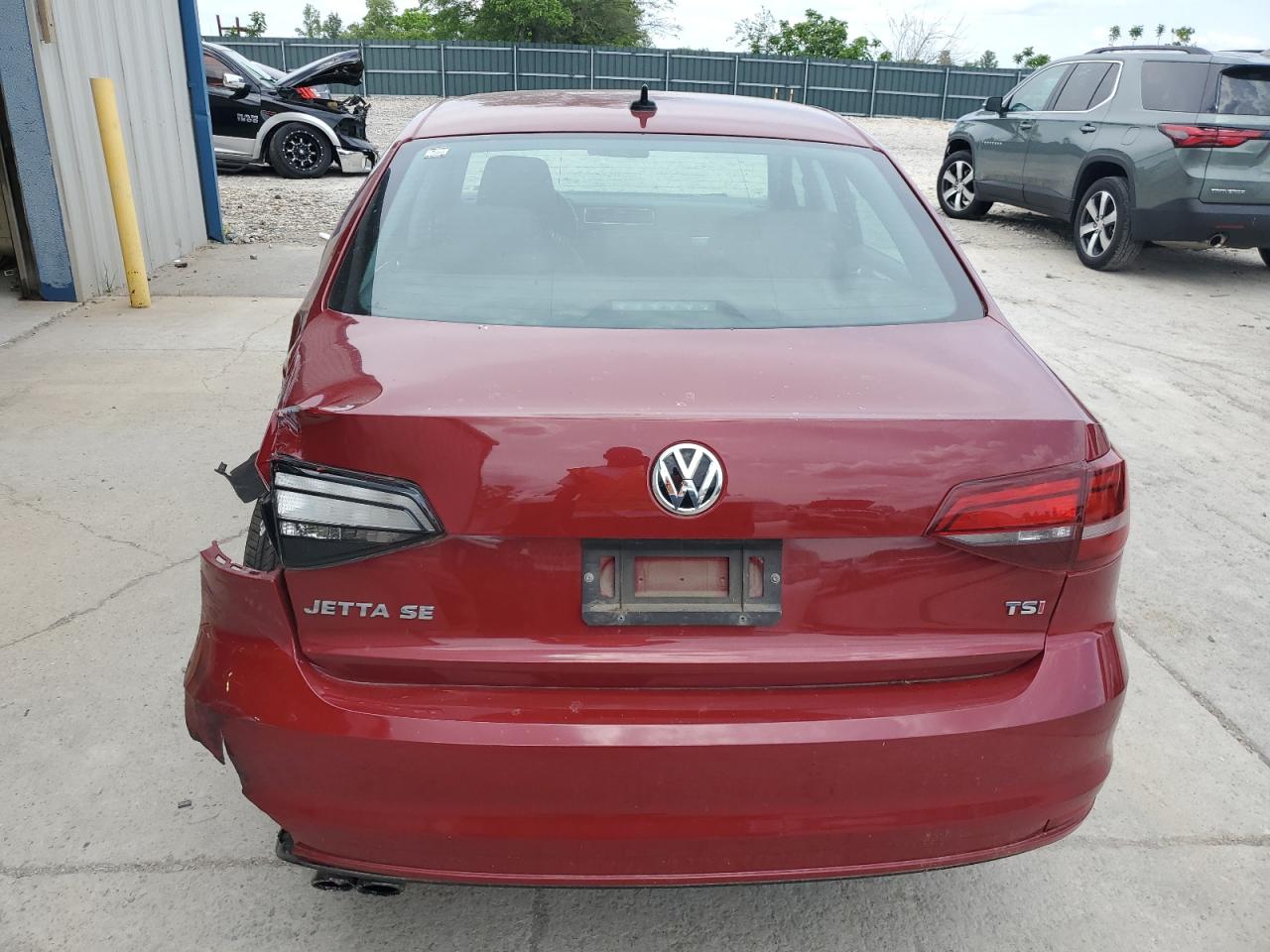 2018 Volkswagen Jetta Se vin: 3VWDB7AJ4JM209362