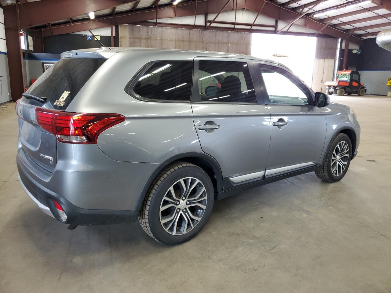 JA4AZ3A35GZ015209 2016 Mitsubishi Outlander Se