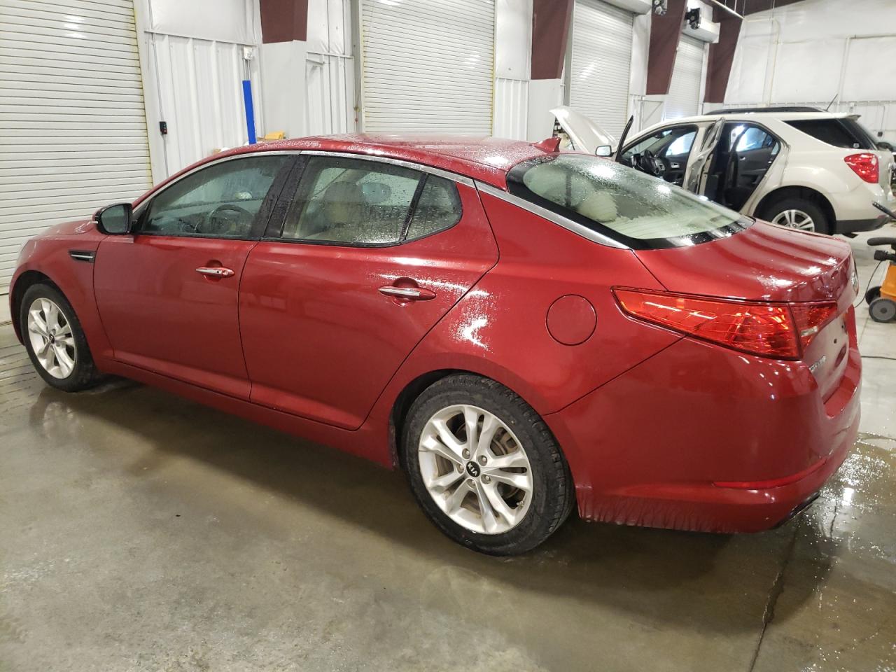 KNAGN4A75B5076531 2011 Kia Optima Ex