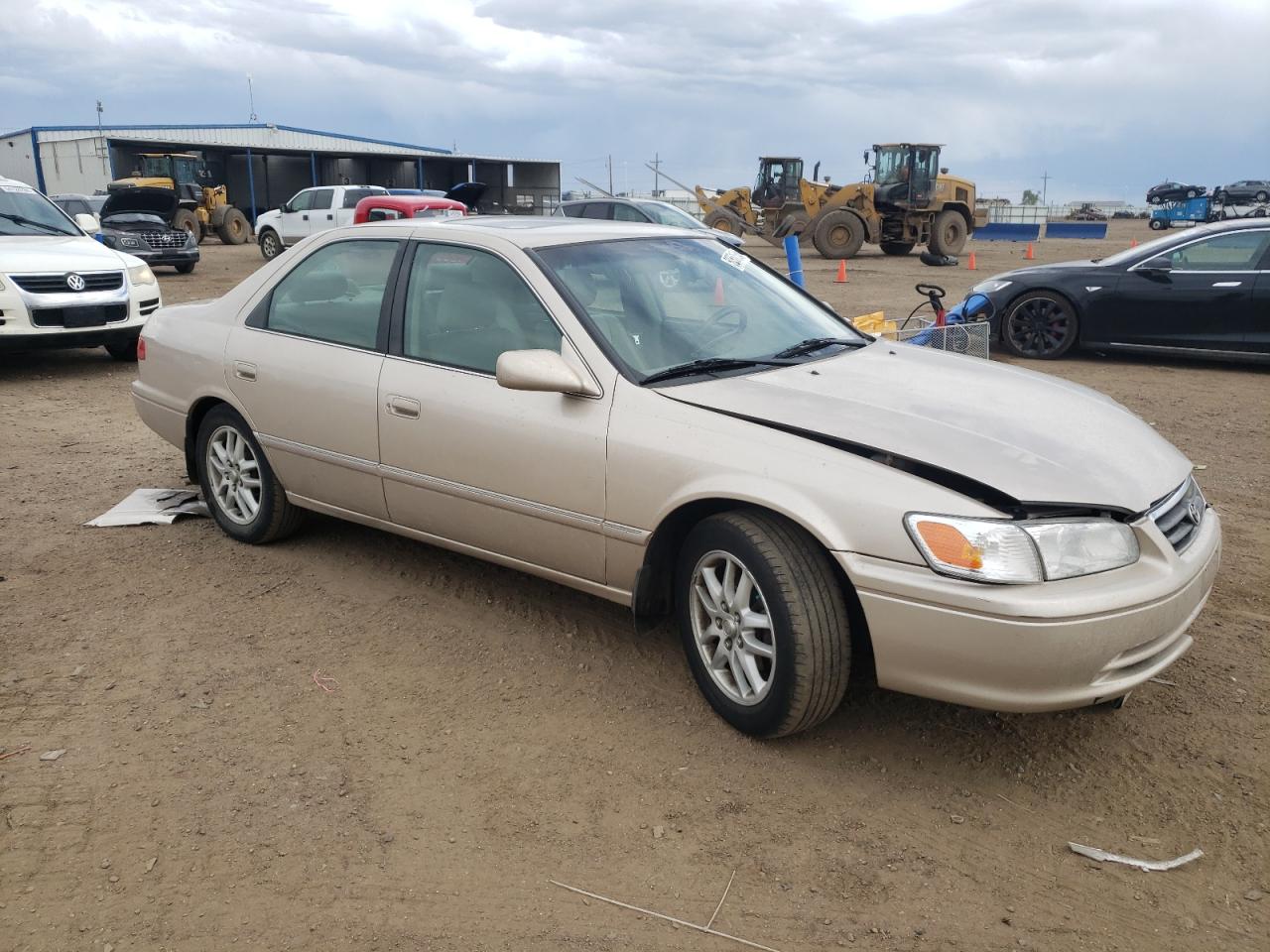 4T1BF28K9YU951323 2000 Toyota Camry Le