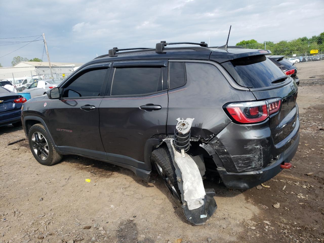 2018 Jeep Compass Trailhawk vin: 3C4NJDDB2JT199093