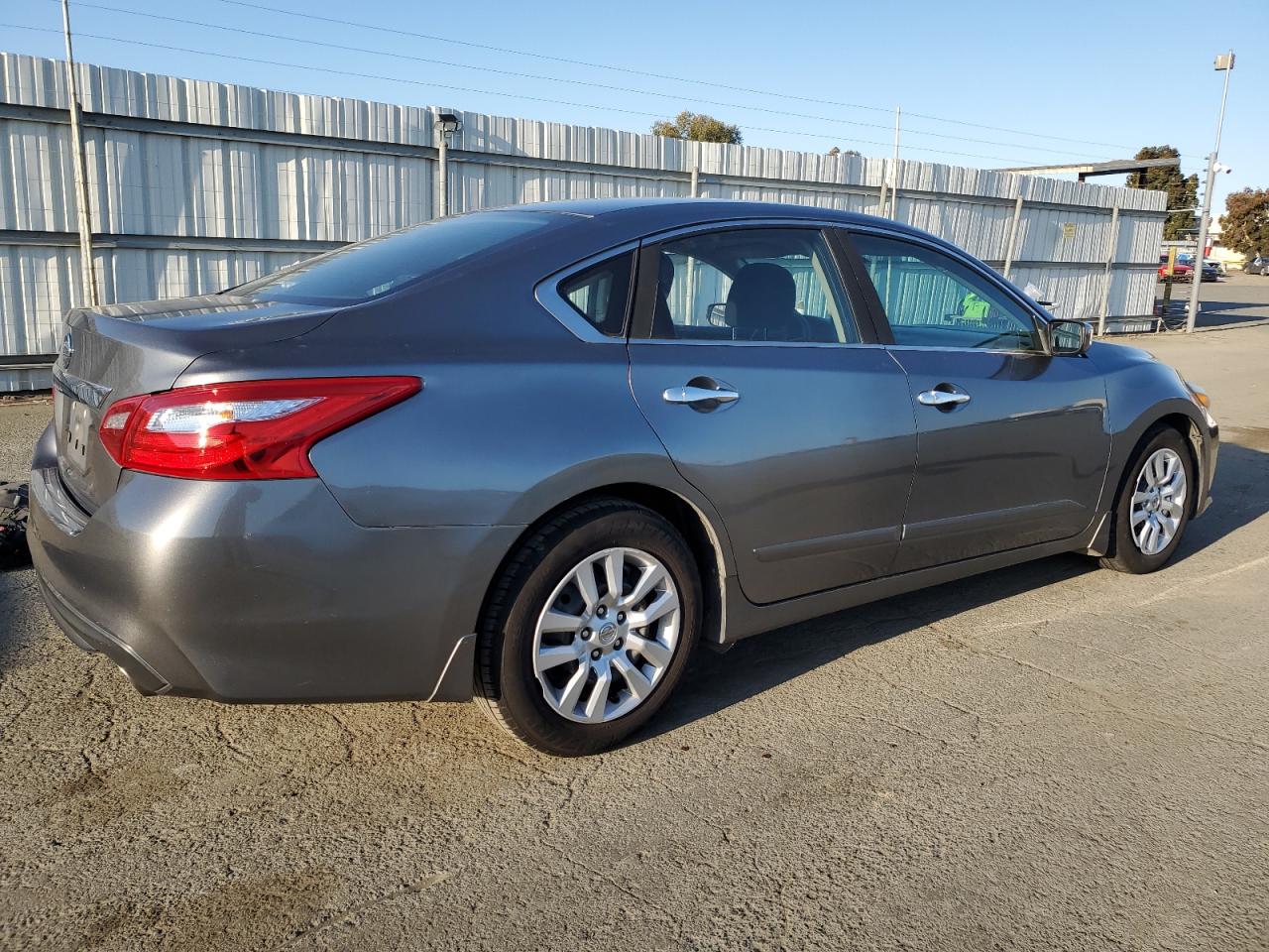 1N4AL3AP5GC210794 2016 Nissan Altima 2.5