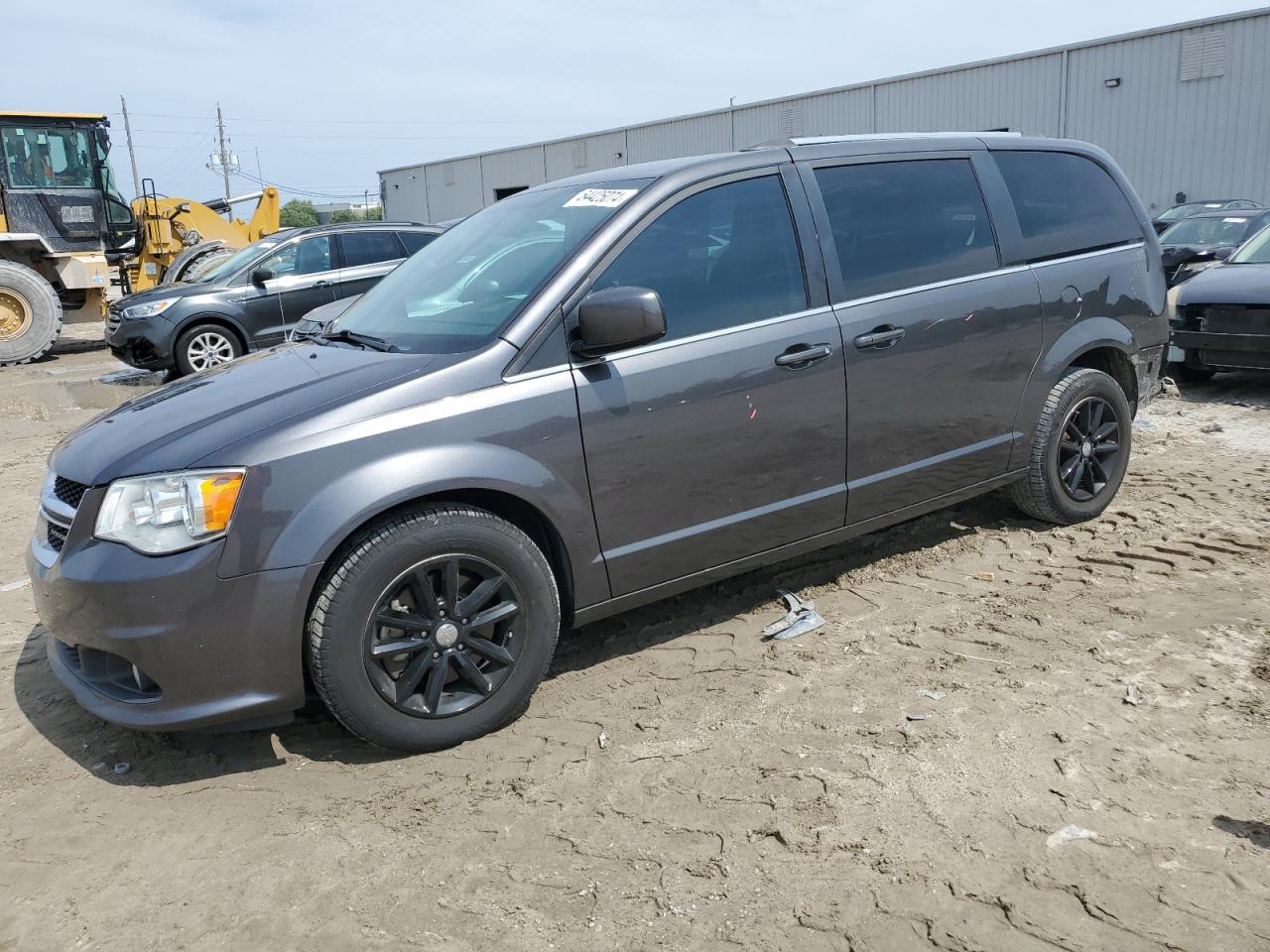 2C4RDGCG8JR214951 2018 Dodge Grand Caravan Sxt