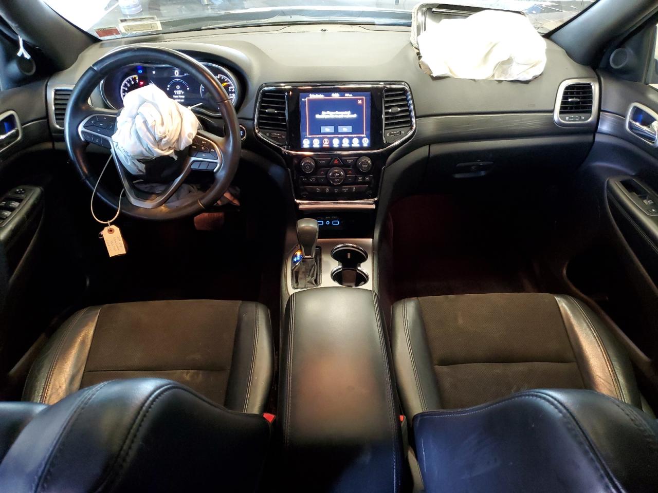 1C4RJFAG8KC547411 2019 Jeep Grand Cherokee Laredo