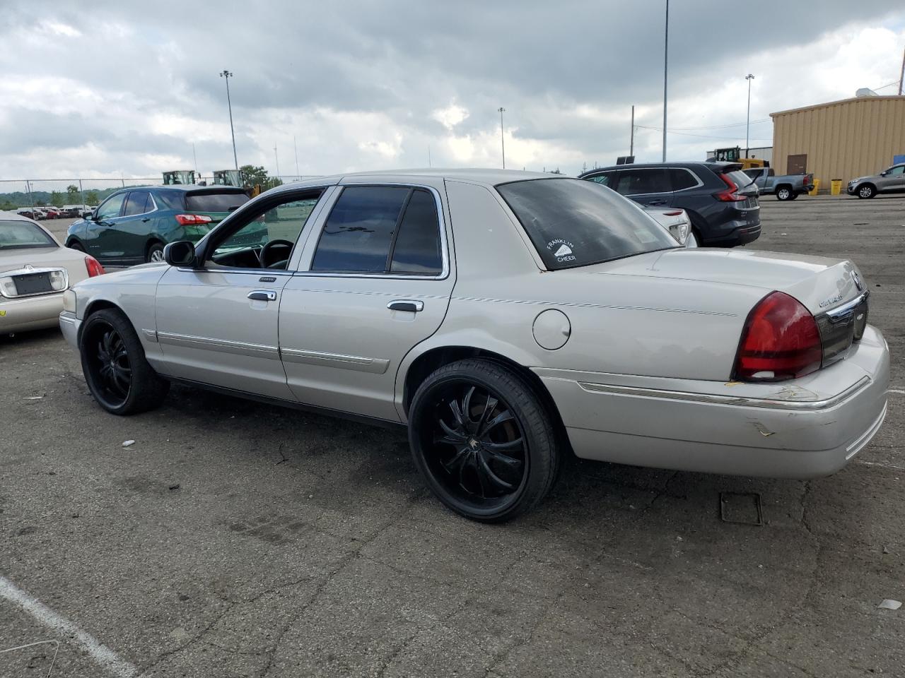 2MEFM75VX8X661753 2008 Mercury Grand Marquis Ls