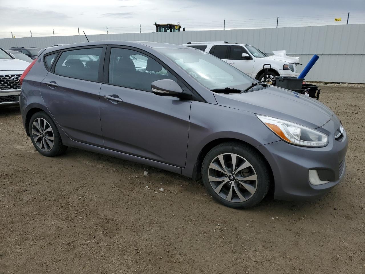 KMHCU5AE3FU226569 2015 Hyundai Accent Gls