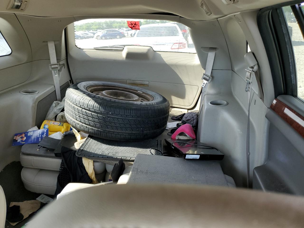 2C8GM68444R631972 2004 Chrysler Pacifica