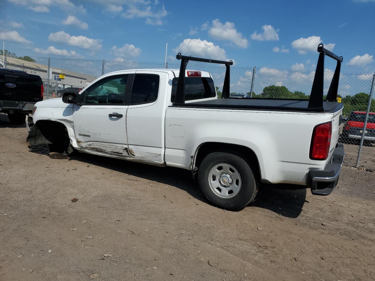 1GCHSBEN7H1300024 2017 Chevrolet Colorado