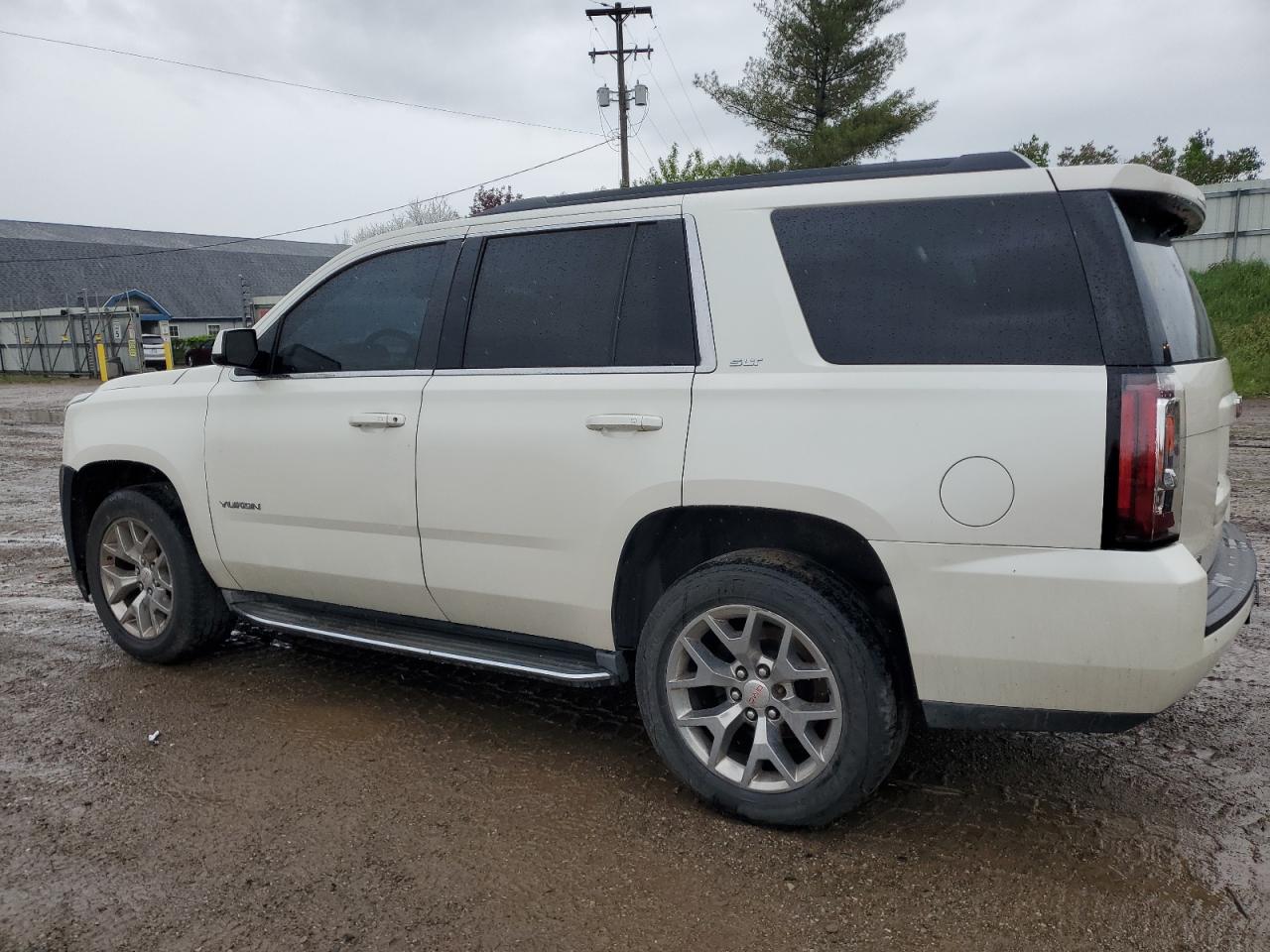 2015 GMC Yukon Slt vin: 1GKS2BKC9FR539294