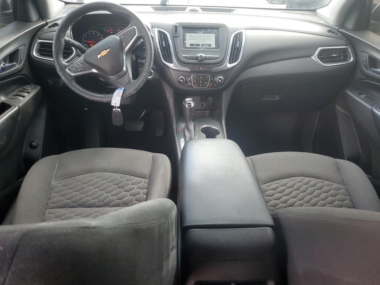 3GNAXJEV3JS511133 2018 Chevrolet Equinox Lt