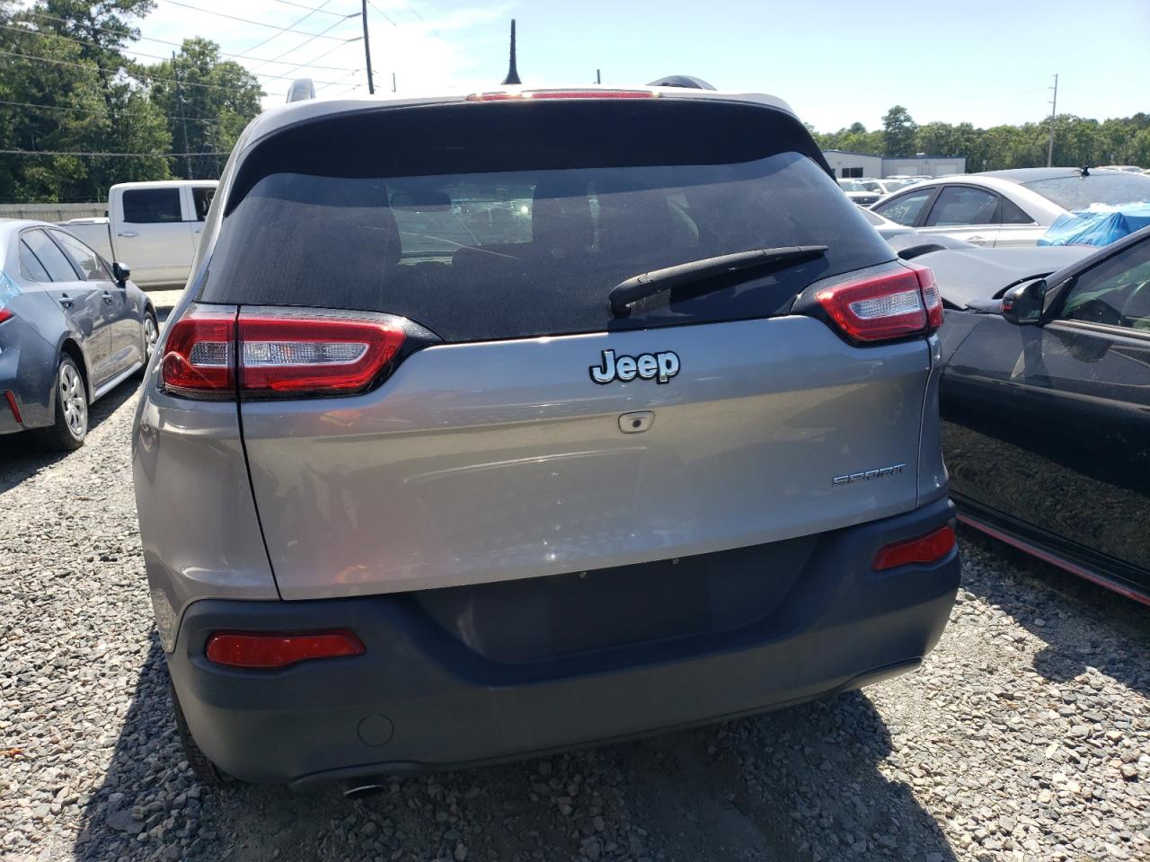 1C4PJLAB2GW377255 2016 Jeep Cherokee Sport