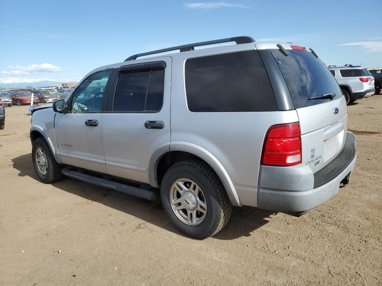 1FMZU72E52UB87319 2002 Ford Explorer Xls