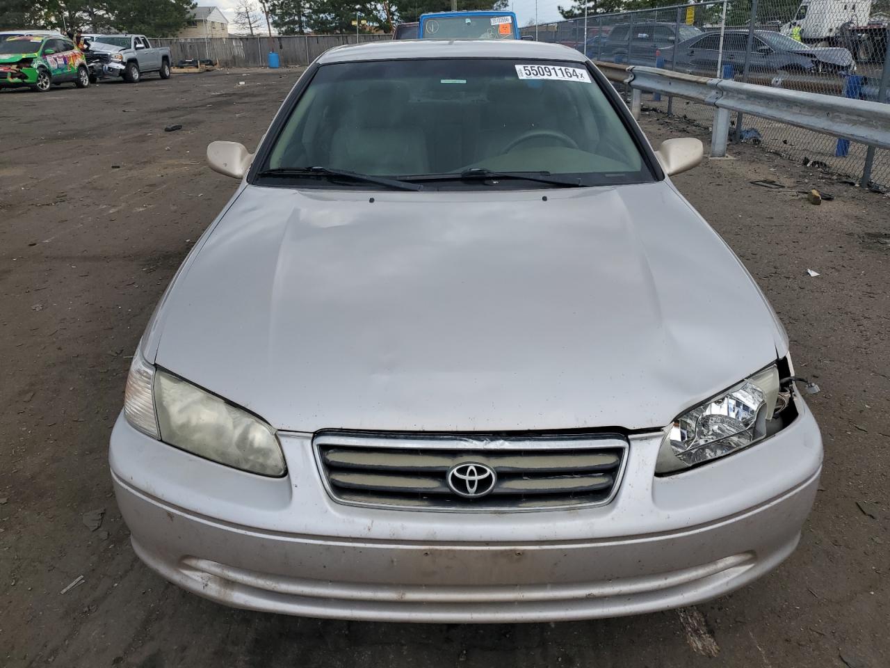 4T1BF22K0YU108779 2000 Toyota Camry Le