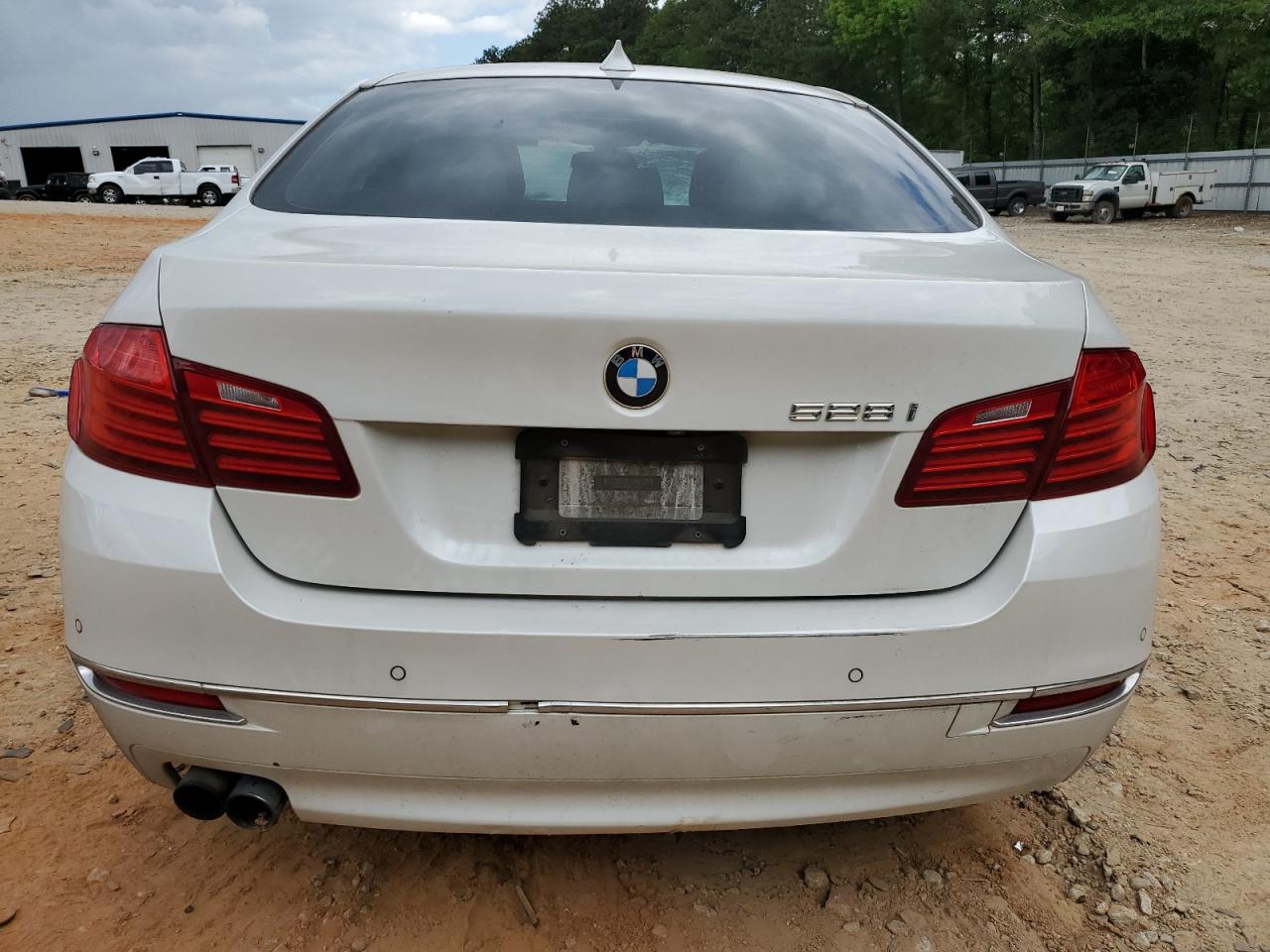 2014 BMW 528 I vin: WBA5A5C56ED501012