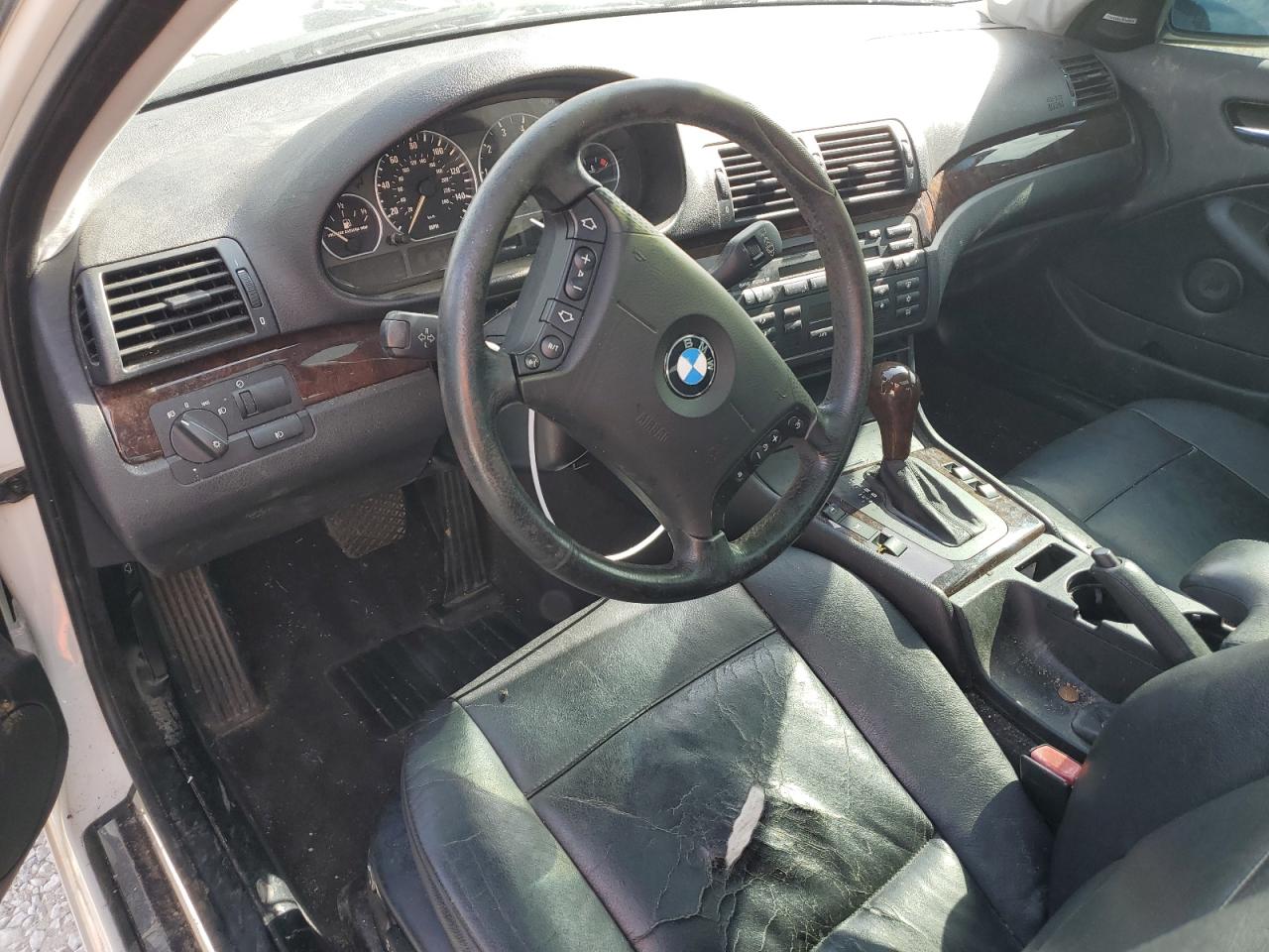 WBAEV53455KM41036 2005 BMW 330 I