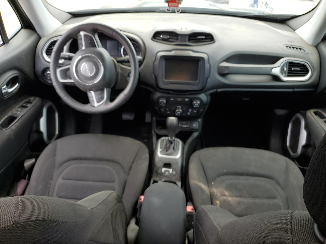 ZACNJABB9KPJ90754 2019 Jeep Renegade Latitude