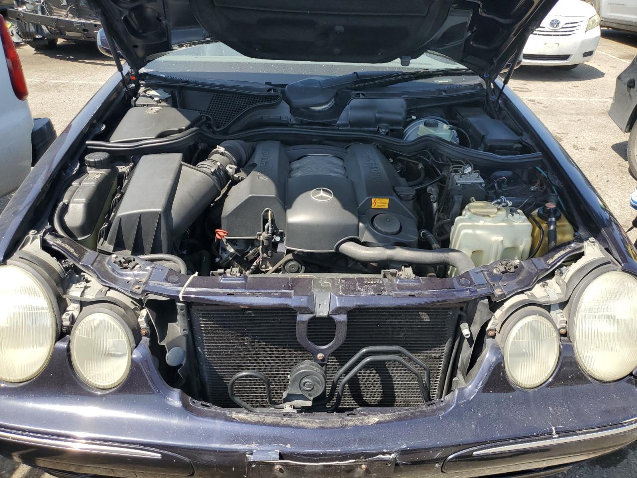 WDBJH65J31B245042 2001 Mercedes-Benz E 320