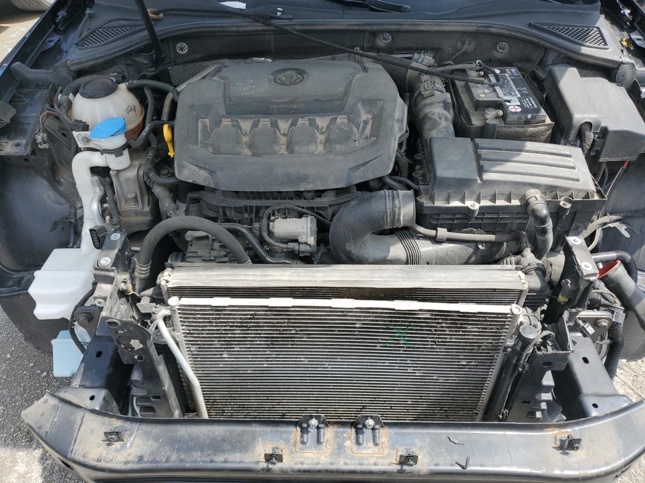 1VWAA7A36JC025372 2018 Volkswagen Passat S