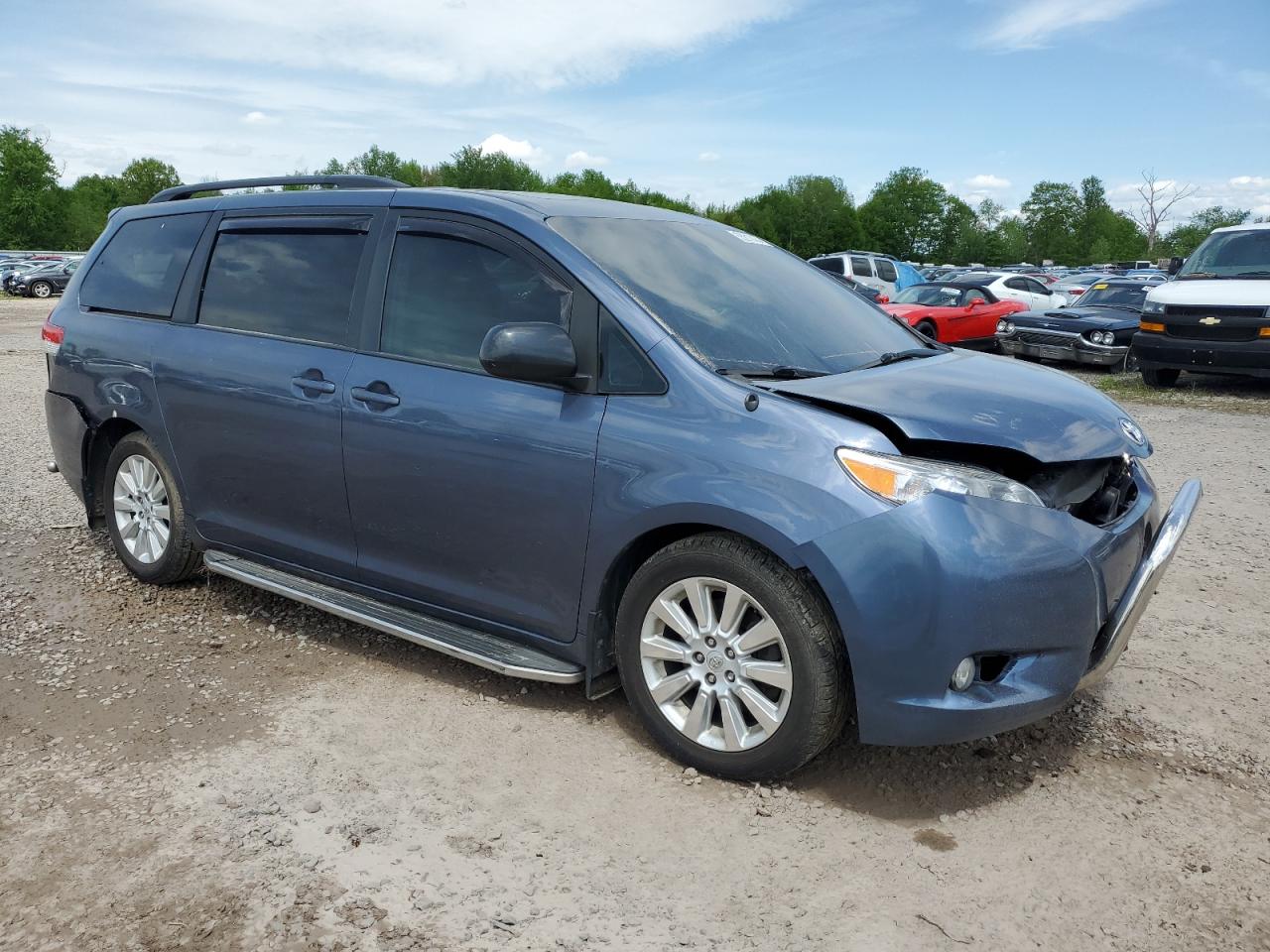 5TDDK3DC0ES091969 2014 Toyota Sienna Xle