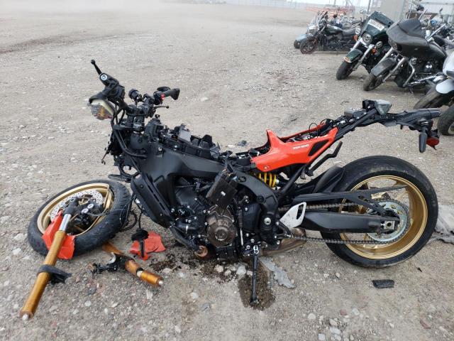 2024 YAMAHA MTM890 JYARN80E1RA001891