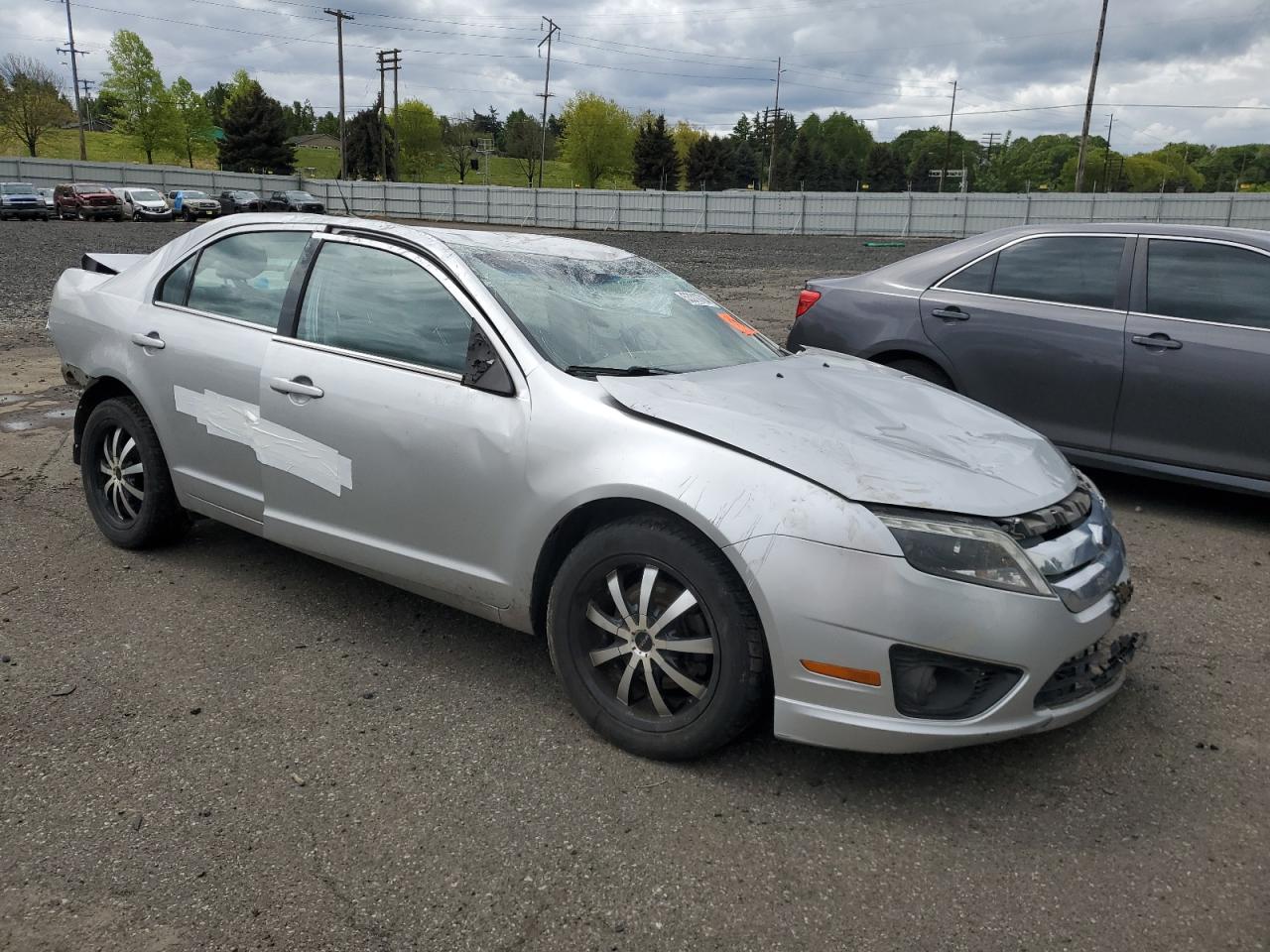 3FAHP0HA3BR338299 2011 Ford Fusion Se