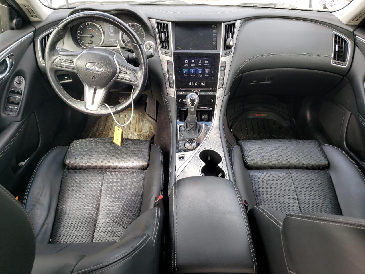 JN1EV7AR3JM436240 2018 Infiniti Q50 Luxe