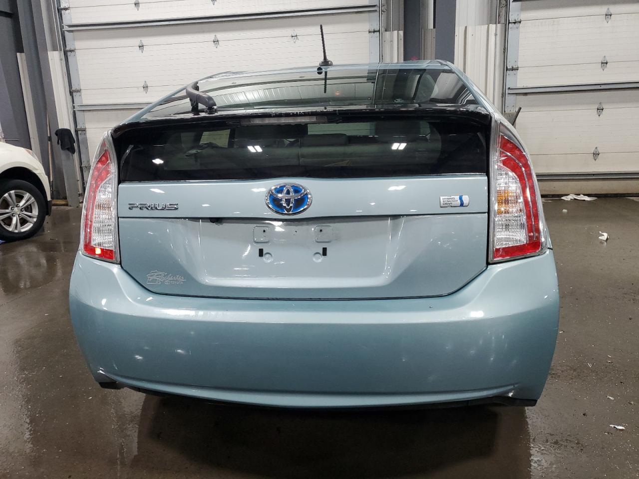 2014 Toyota Prius vin: JTDKN3DU5E1744509