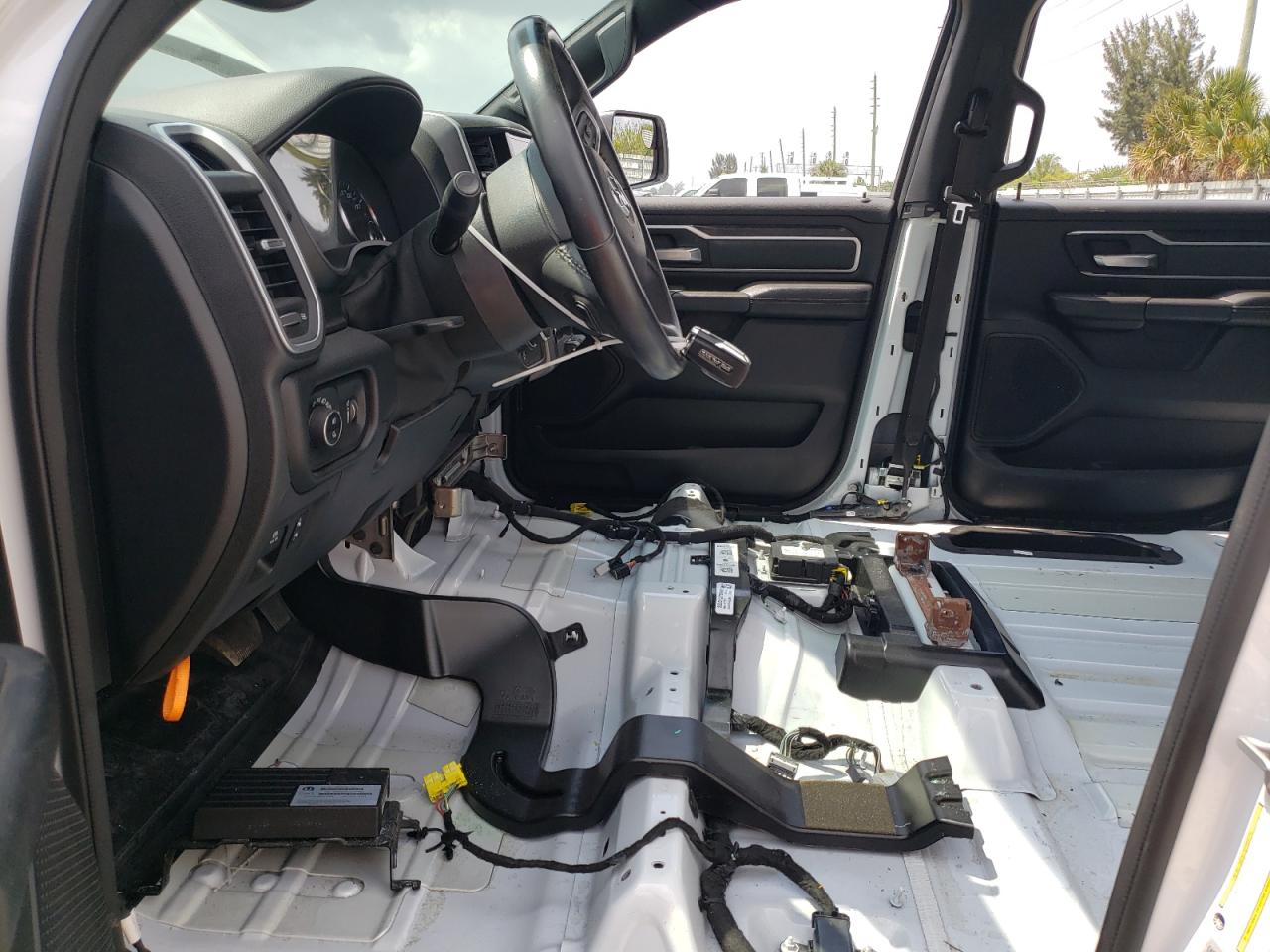 1C6RREFG8NN177797 2022 Ram 1500 Big Horn/Lone Star