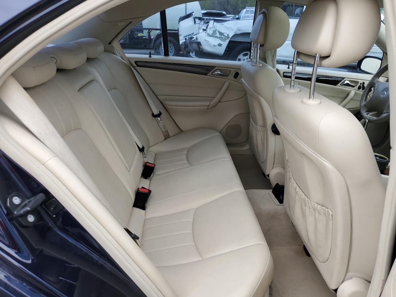 WDBRF92H97F893739 2007 Mercedes-Benz C 280 4Matic