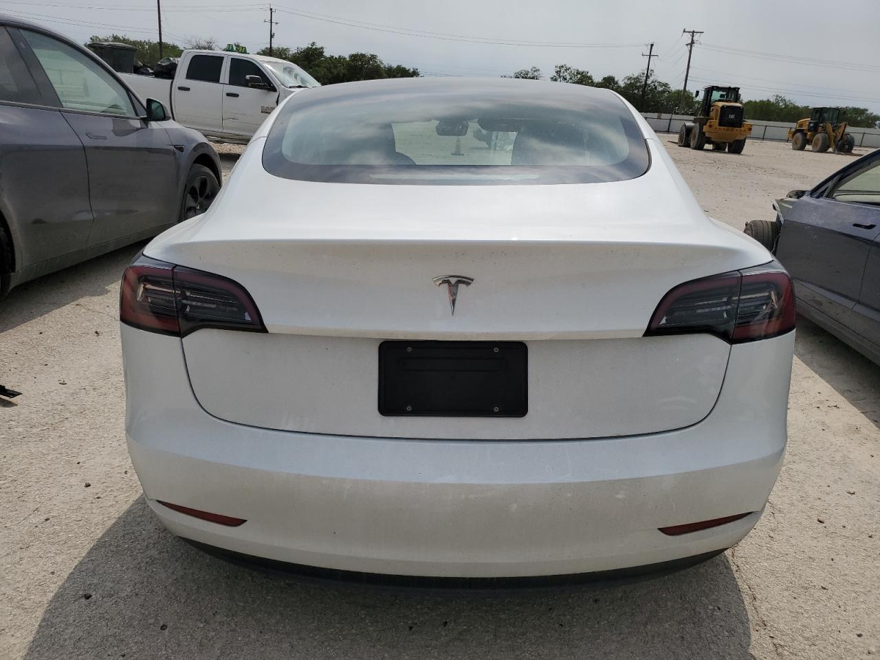 5YJ3E1EA9PF560469 2023 Tesla Model 3