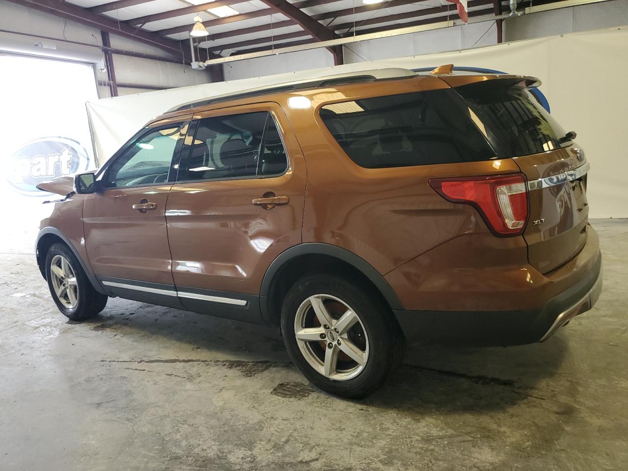 1FM5K8D88HGA98451 2017 Ford Explorer Xlt