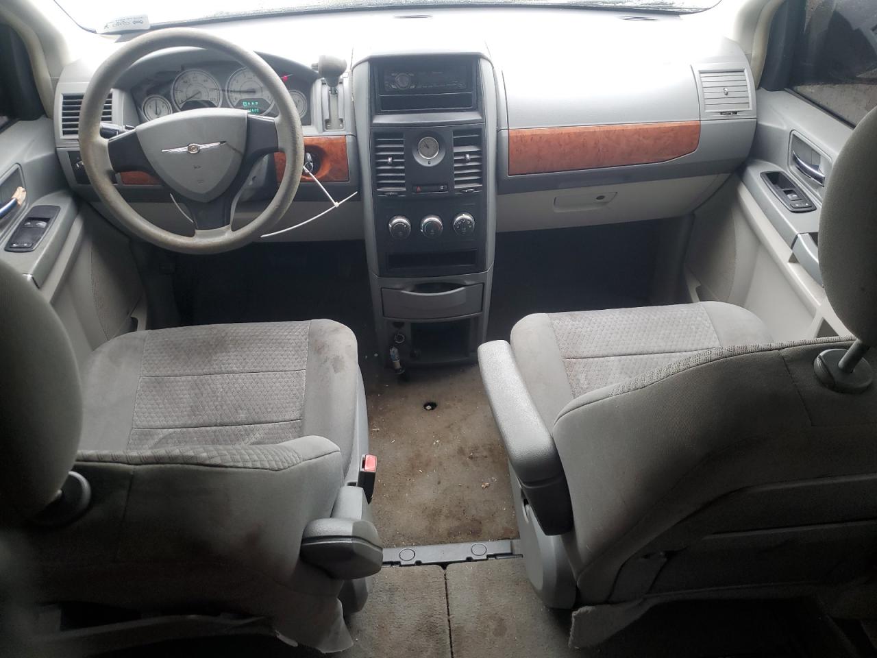 2A8HR44H48R118966 2008 Chrysler Town & Country Lx