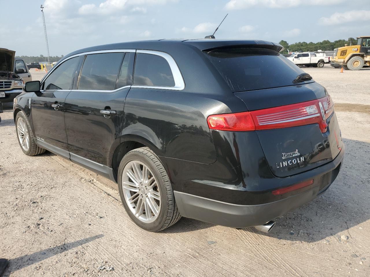 2LMHJ5AT2DBL54533 2013 Lincoln Mkt