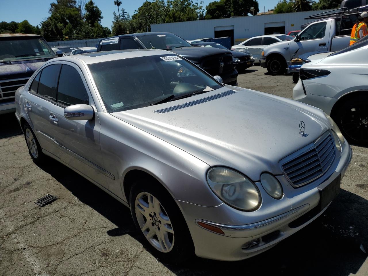 WDBUF65J54A499624 2004 Mercedes-Benz E 320