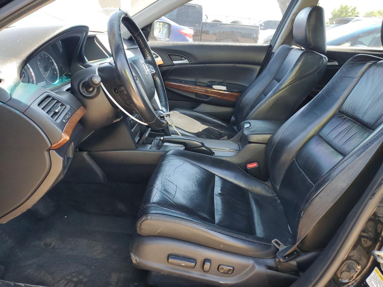 1HGCP3F89BA023654 2011 Honda Accord Exl