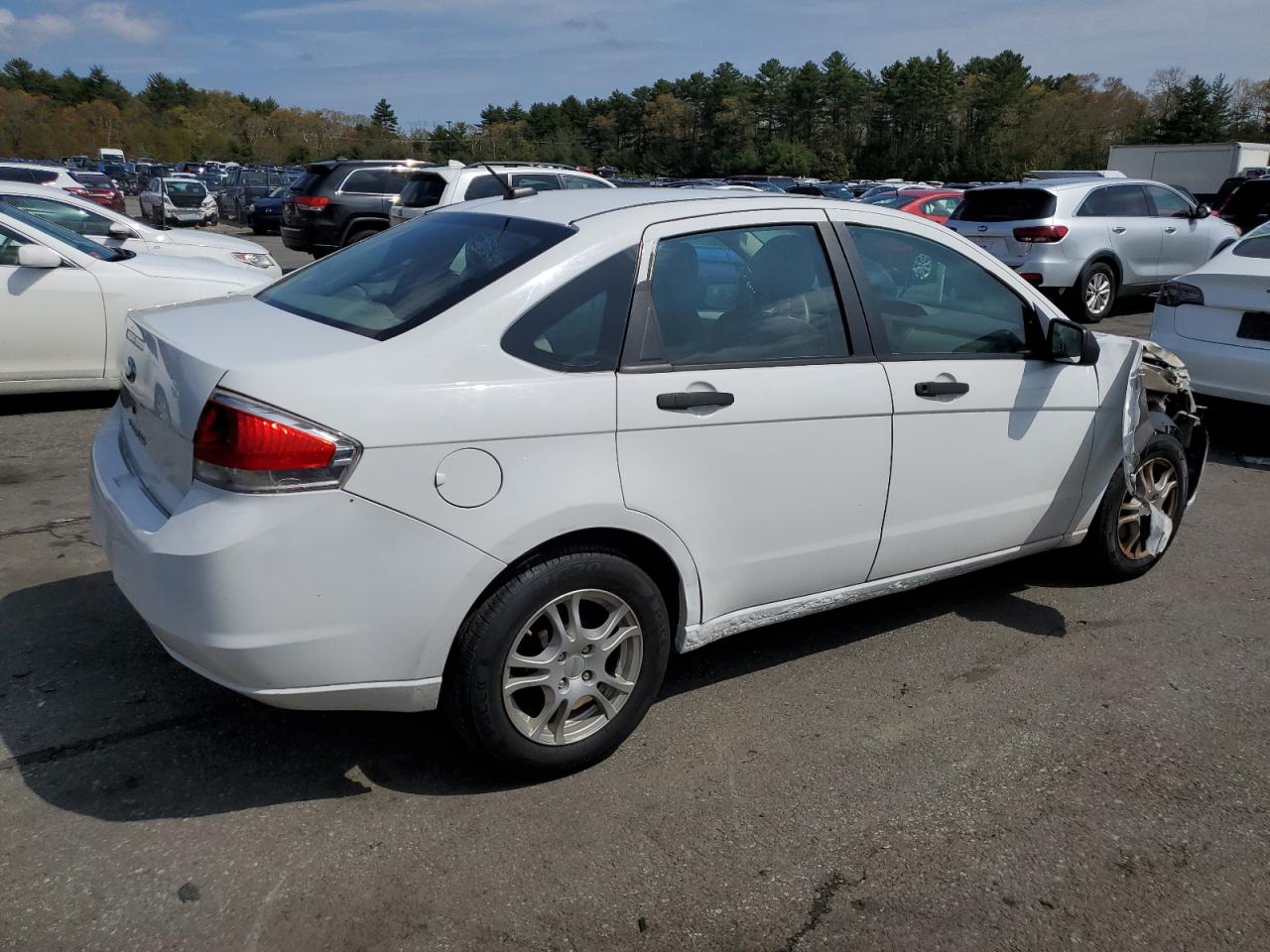 1FAHP34N48W145319 2008 Ford Focus S/Se