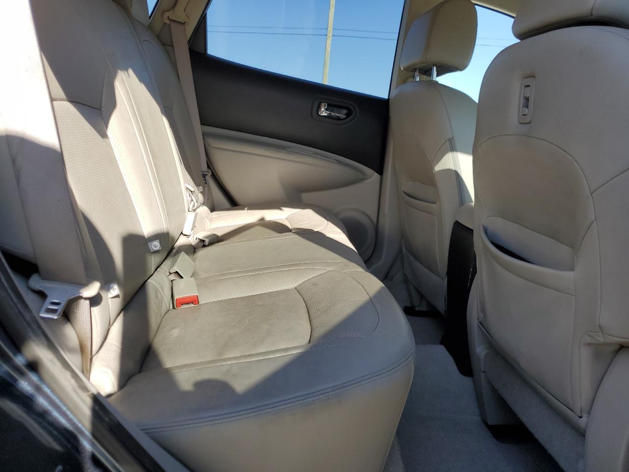 JN8AS5MT2CW298590 2012 Nissan Rogue S