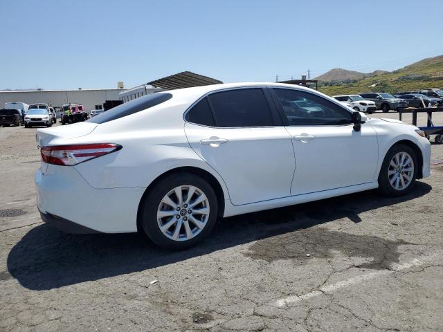 2018 Toyota Camry L VIN: 4T1B11HK5JU554285 Lot: 52180174