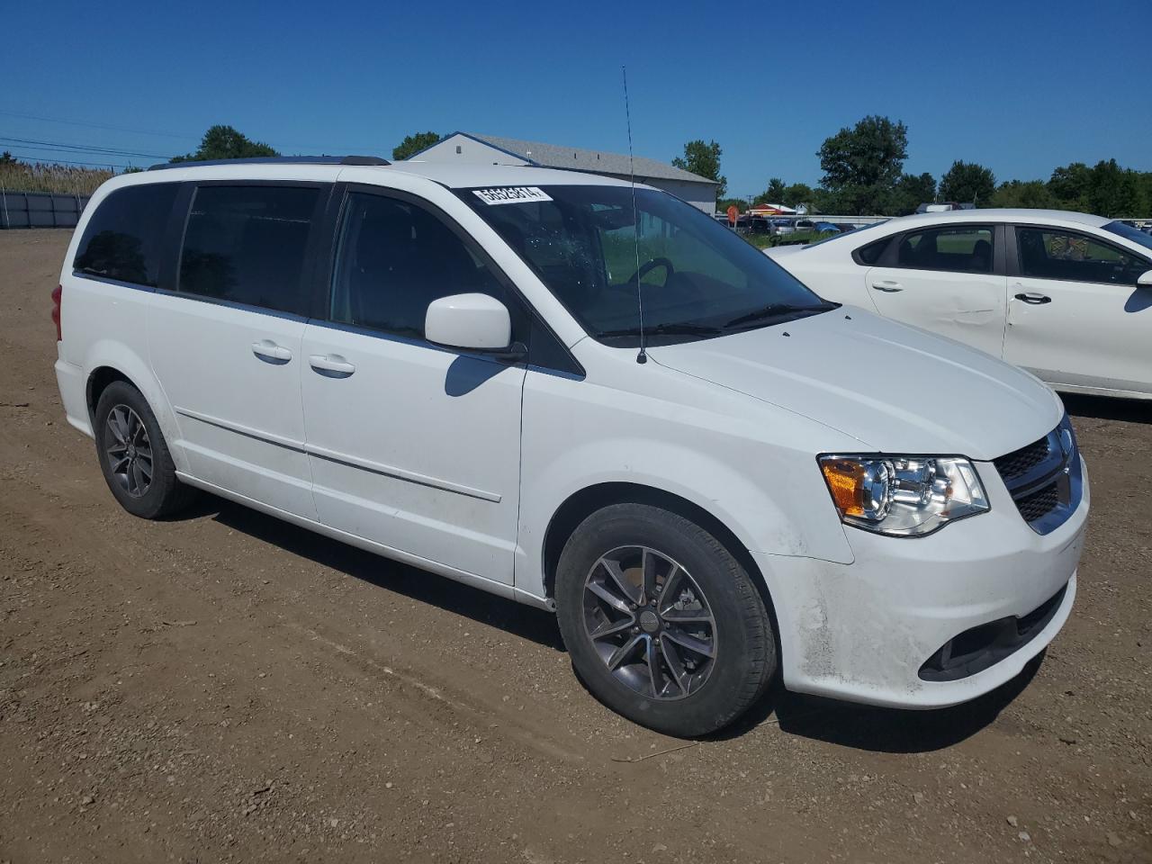 2C4RDGCG7HR813902 2017 Dodge Grand Caravan Sxt