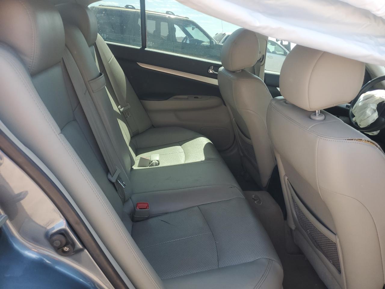 JNKCV61EX9M013113 2009 Infiniti G37 Base