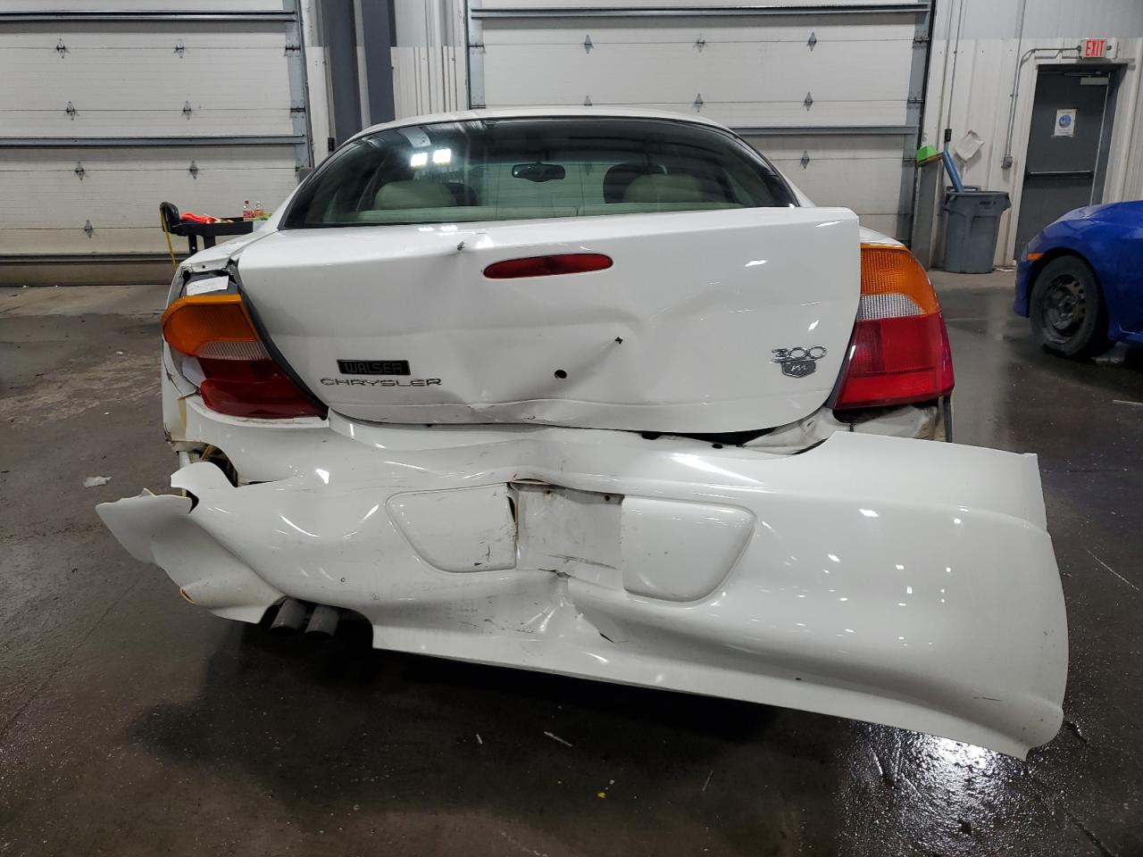 2C3HE66G8YH119938 2000 Chrysler 300M