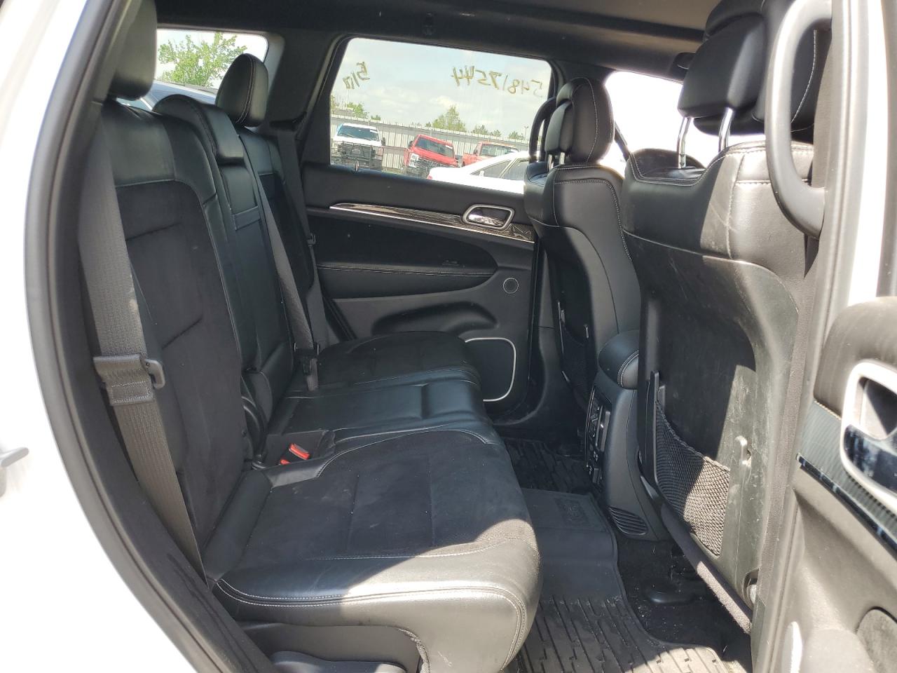 1C4RJFDJ9JC195333 2018 Jeep Grand Cherokee Srt-8