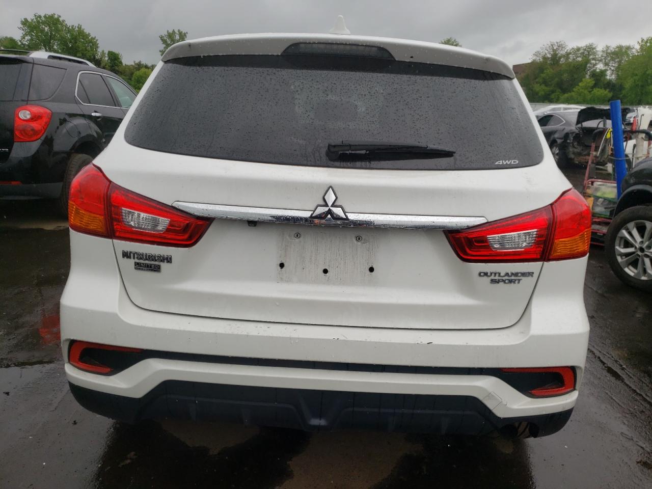 JA4AR3AU0KU014094 2019 Mitsubishi Outlander Sport Es