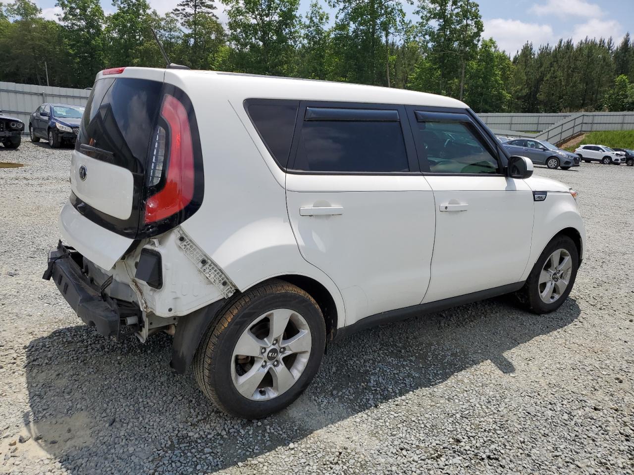 KNDJN2A26K7697203 2019 Kia Soul