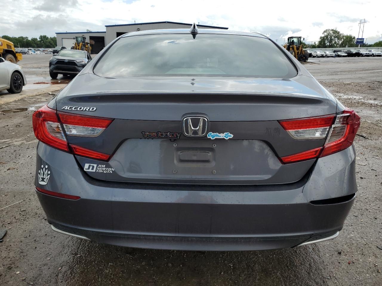 1HGCV1F10JA234379 2018 Honda Accord Lx