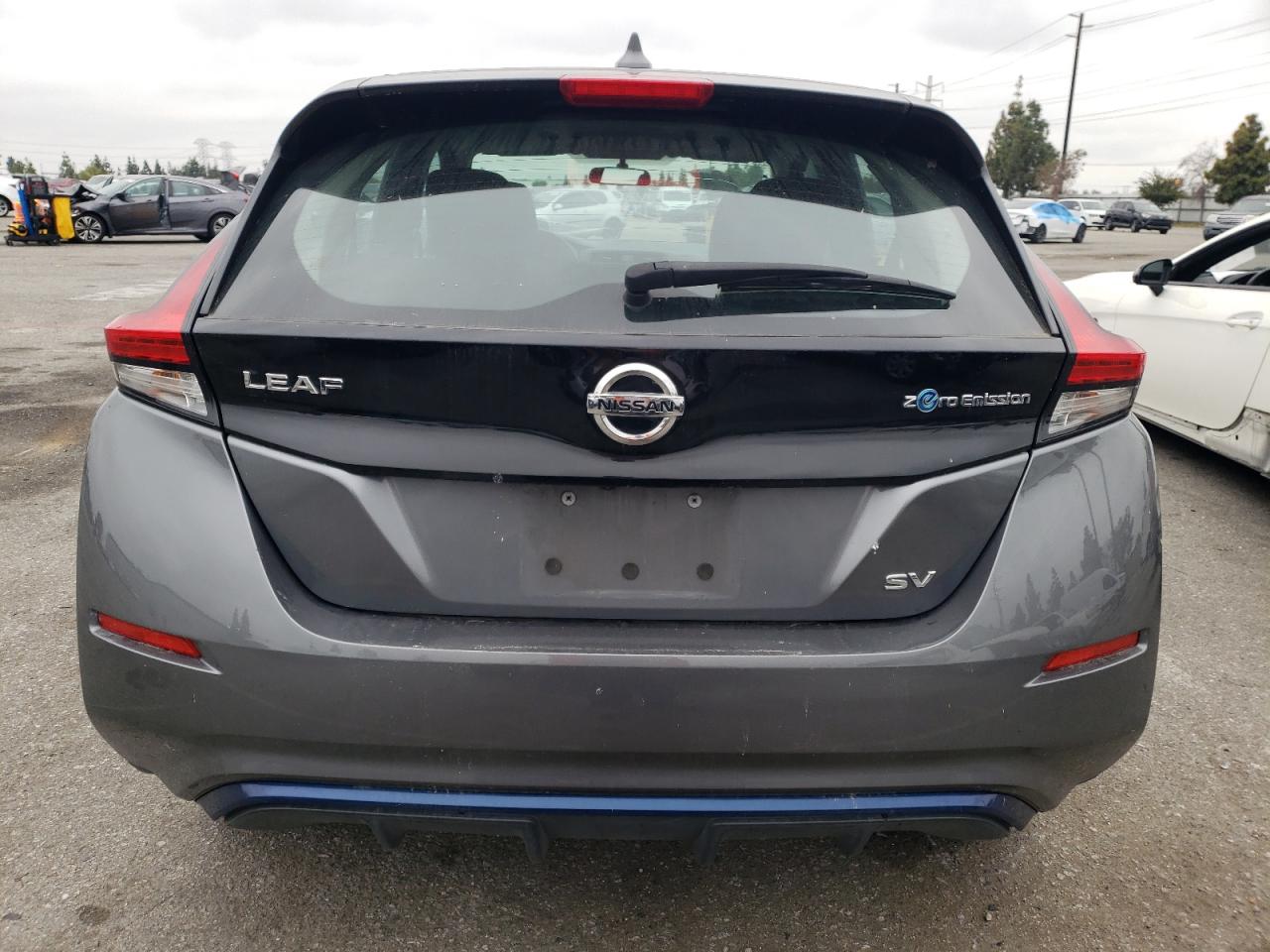 1N4AZ1CPXJC308646 2018 Nissan Leaf S