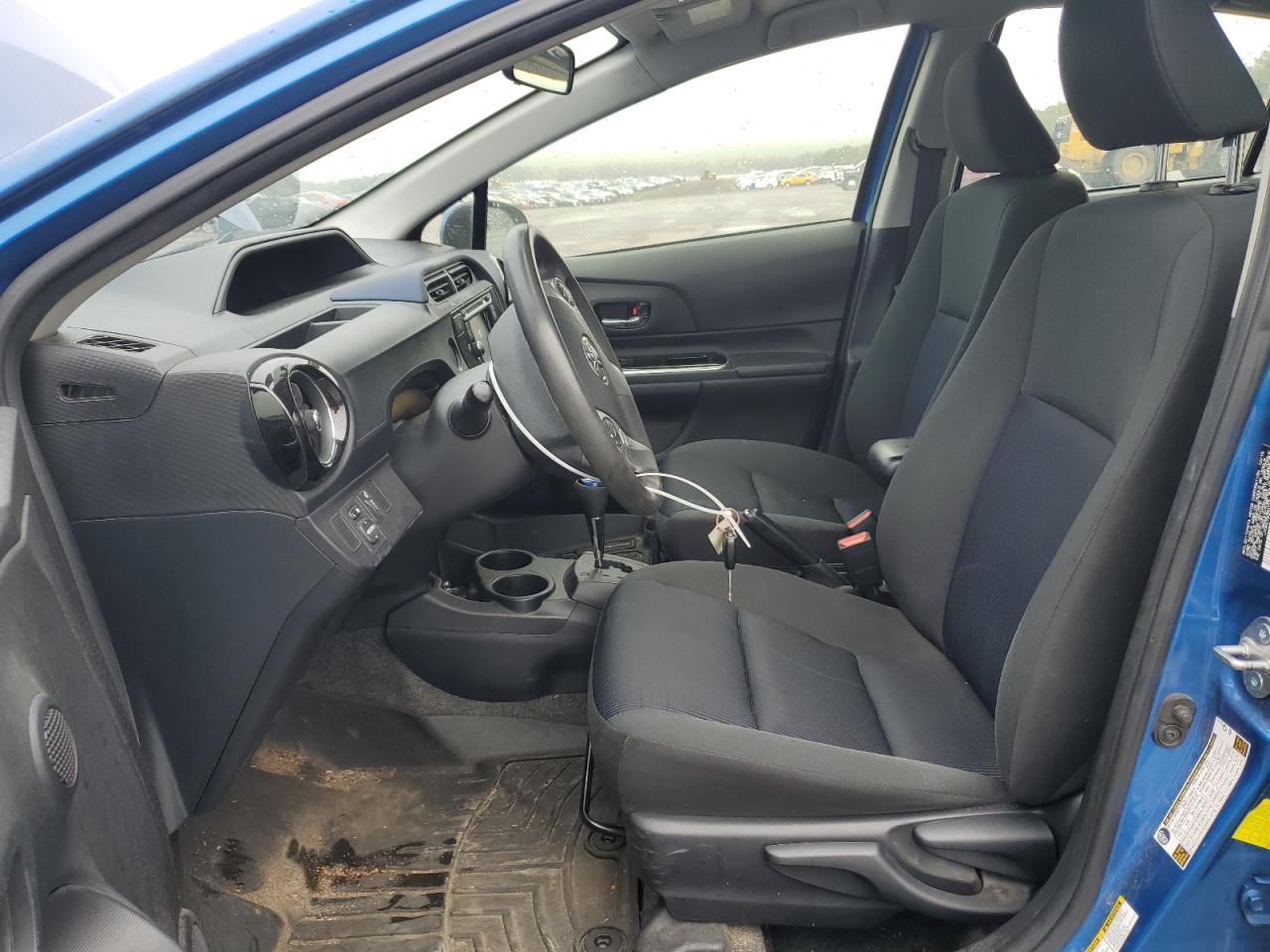 JTDKDTB35G1118331 2016 Toyota Prius C