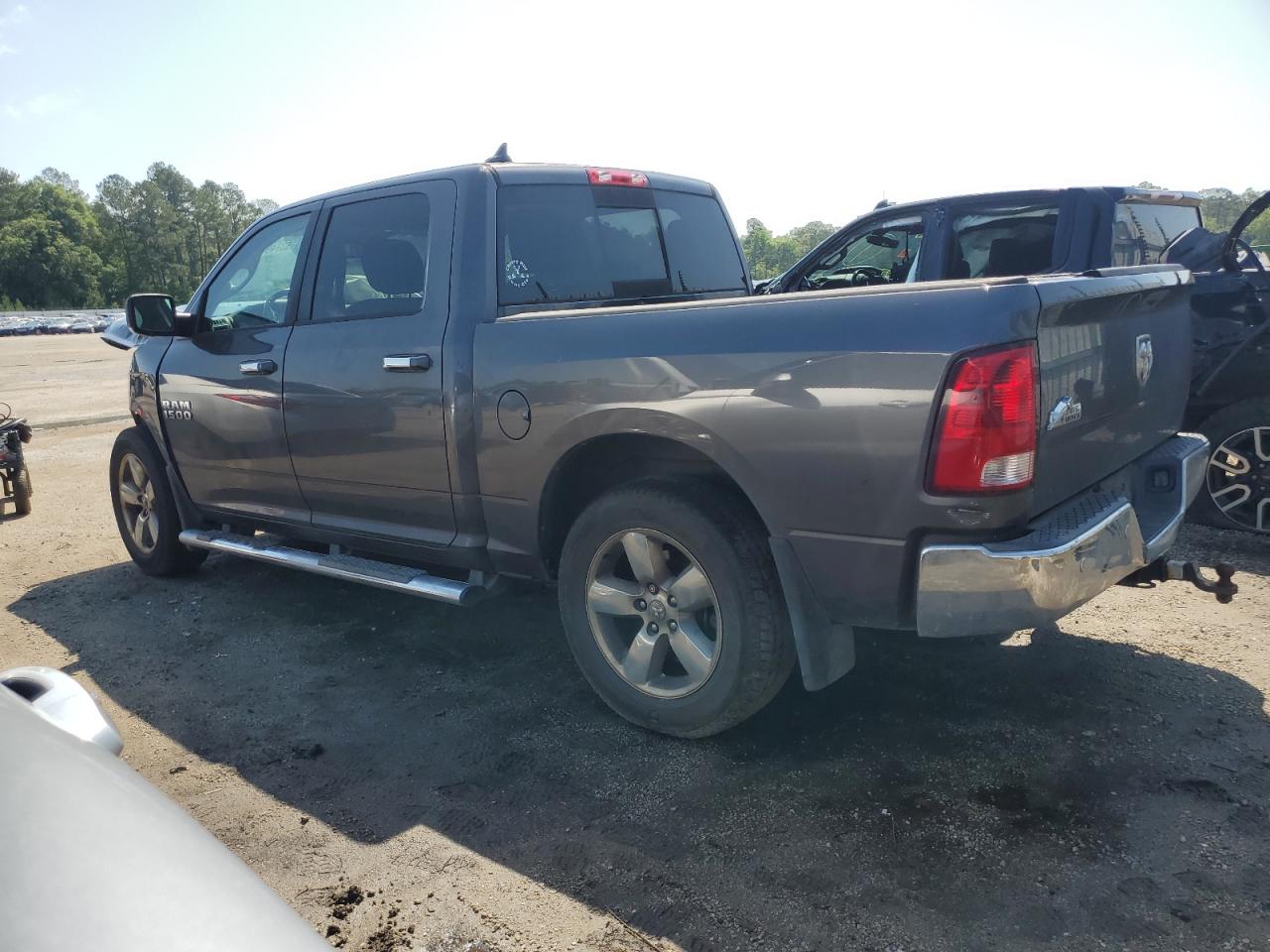 1C6RR6LG2ES326829 2014 Ram 1500 Slt