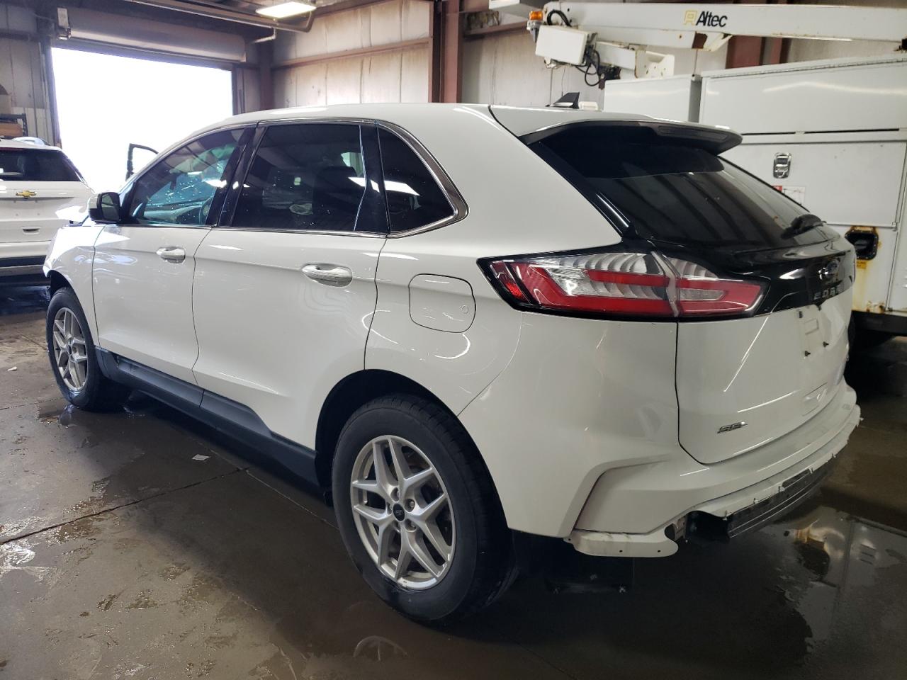 Lot #2744220471 2023 FORD EDGE SEL