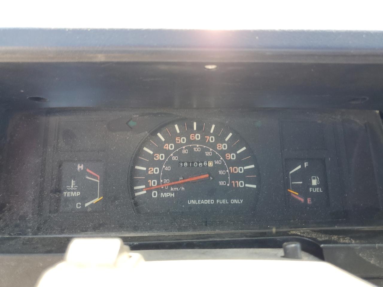 JT4RN50R1G0211724 1986 Toyota Pickup 1/2 Ton Rn50